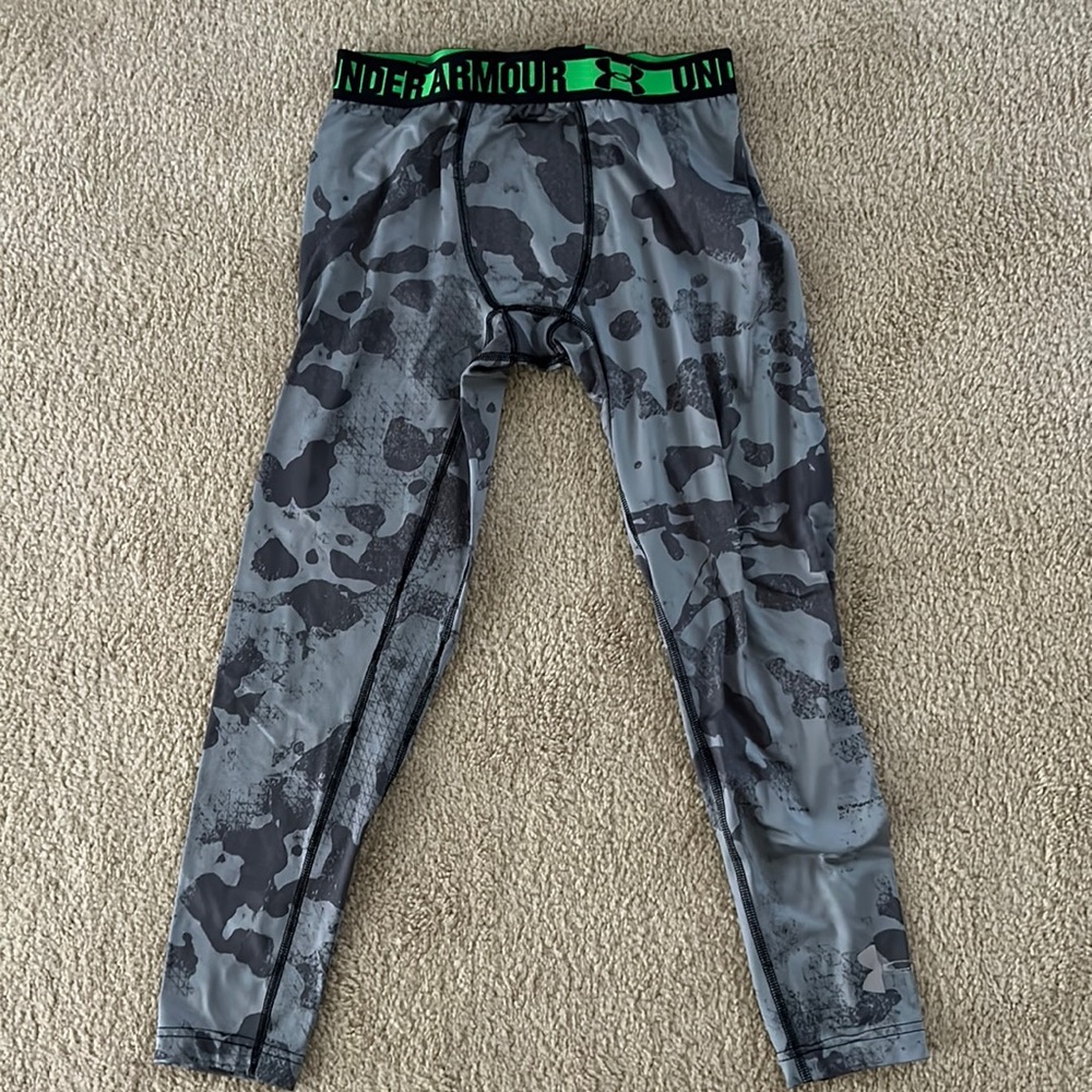 Under Armour… kid’s large, cold gear fitted leggings, digital camo print